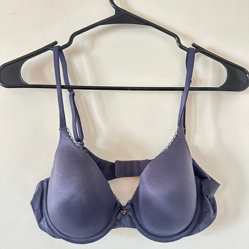 Victoria’s Secret Blue Bra 36B